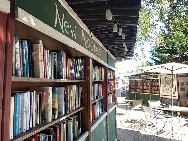 Book Barn